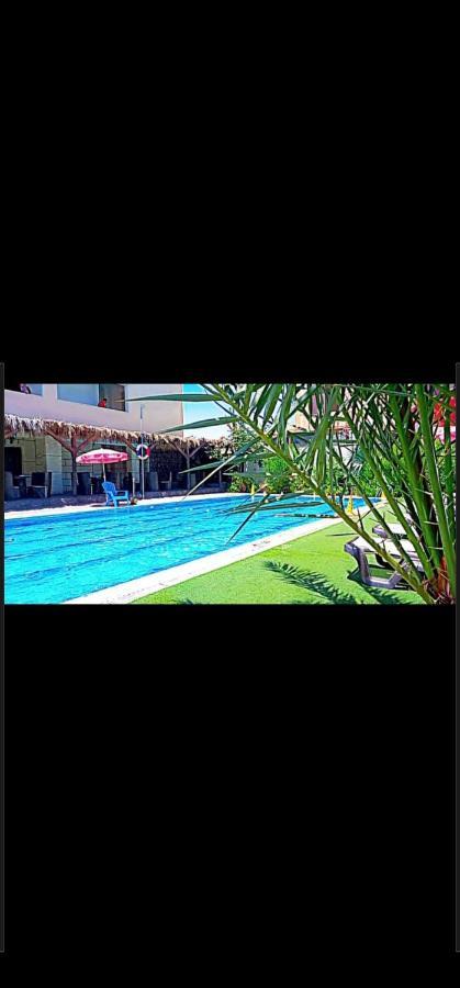 Aparthotel Dead Sea Lafamilia Albadwan à Sweimeh Extérieur photo