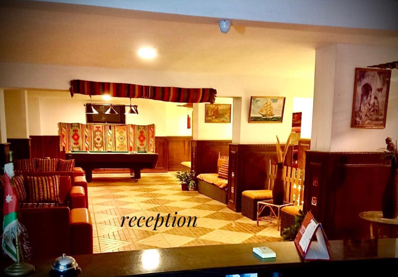 Aparthotel Dead Sea Lafamilia Albadwan à Sweimeh Extérieur photo