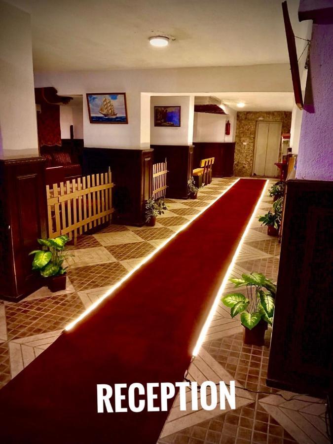 Aparthotel Dead Sea Lafamilia Albadwan à Sweimeh Extérieur photo